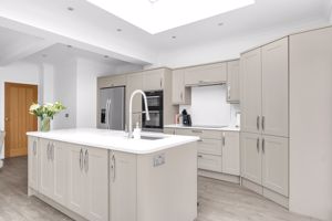 Photo 25- click for photo gallery